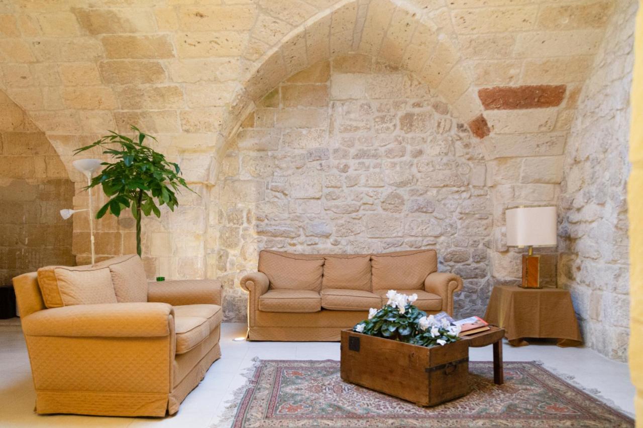 Casa Mamma Elvira Bed & Breakfast *