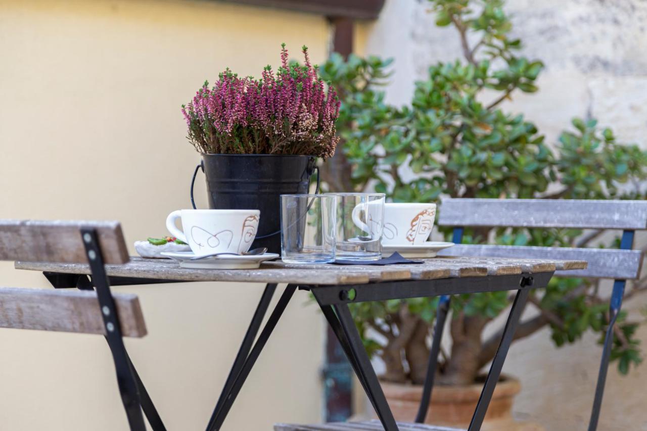 Casa Mamma Elvira Bed & Breakfast *
